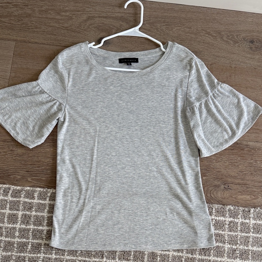 Sanctuary Light Gray Flared Sleeve Tee